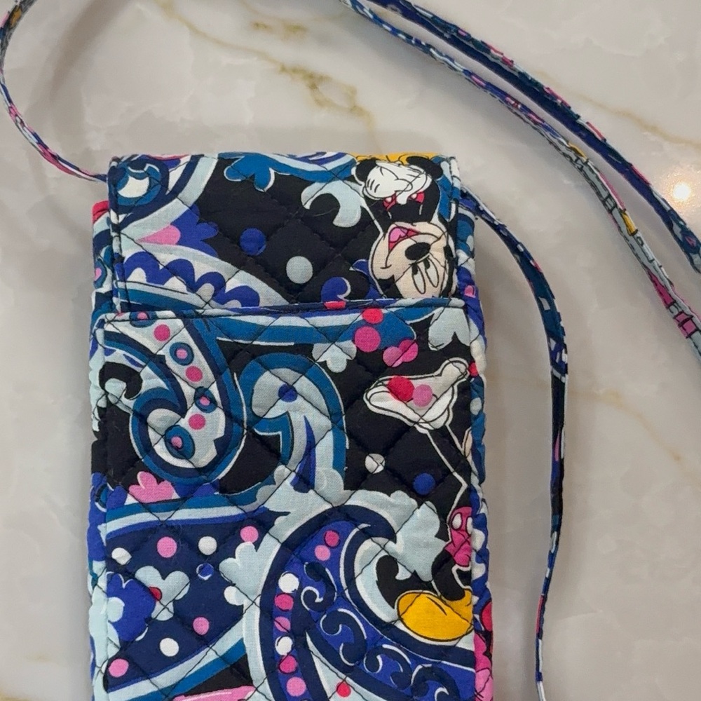 Vera Bradley Disney Mickey Mouse Zip Paisley Carson Cellphone Crossbody Bag - Picture 7 of 9
